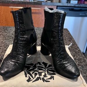Black Patent Leather Isabel Marant Chelsea Ankle Books Size 38/US 8